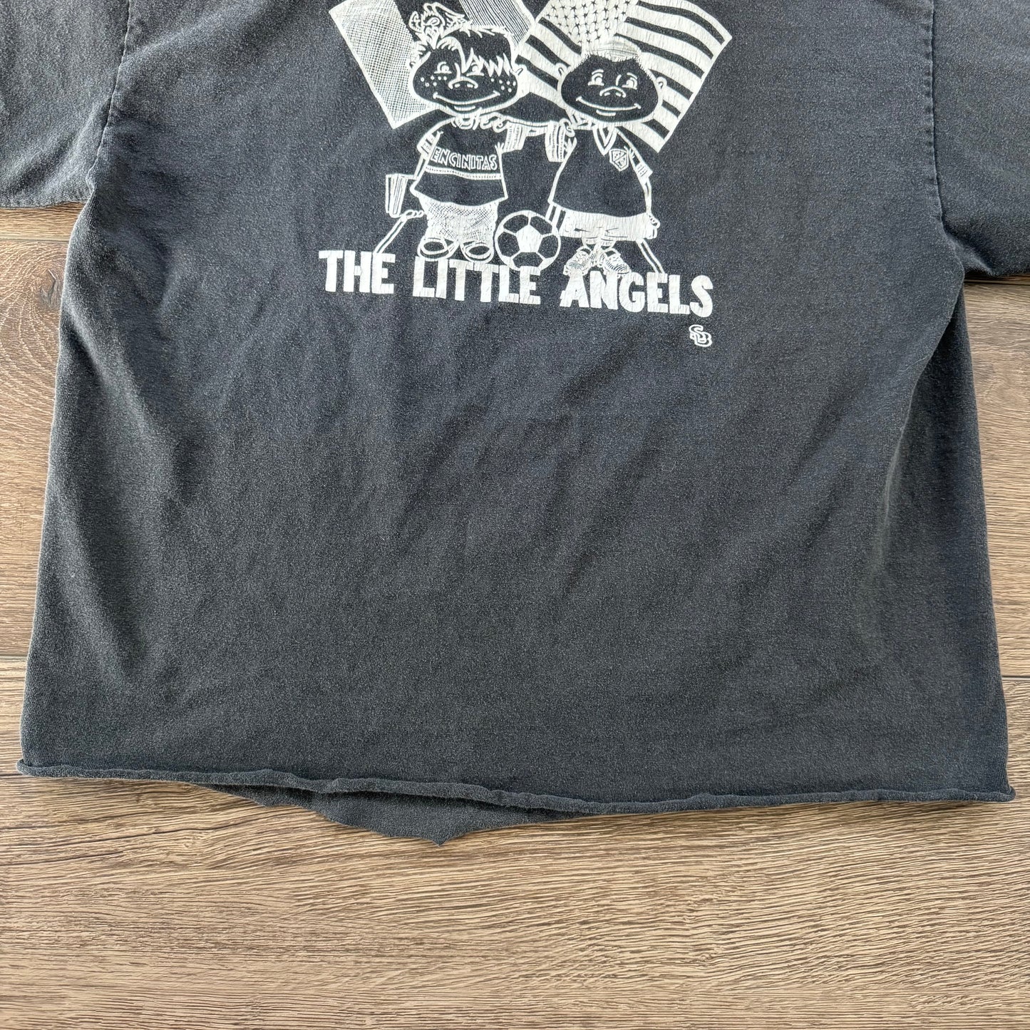 black & white vintage 90’s los angelitos graphic shirt (M/L)