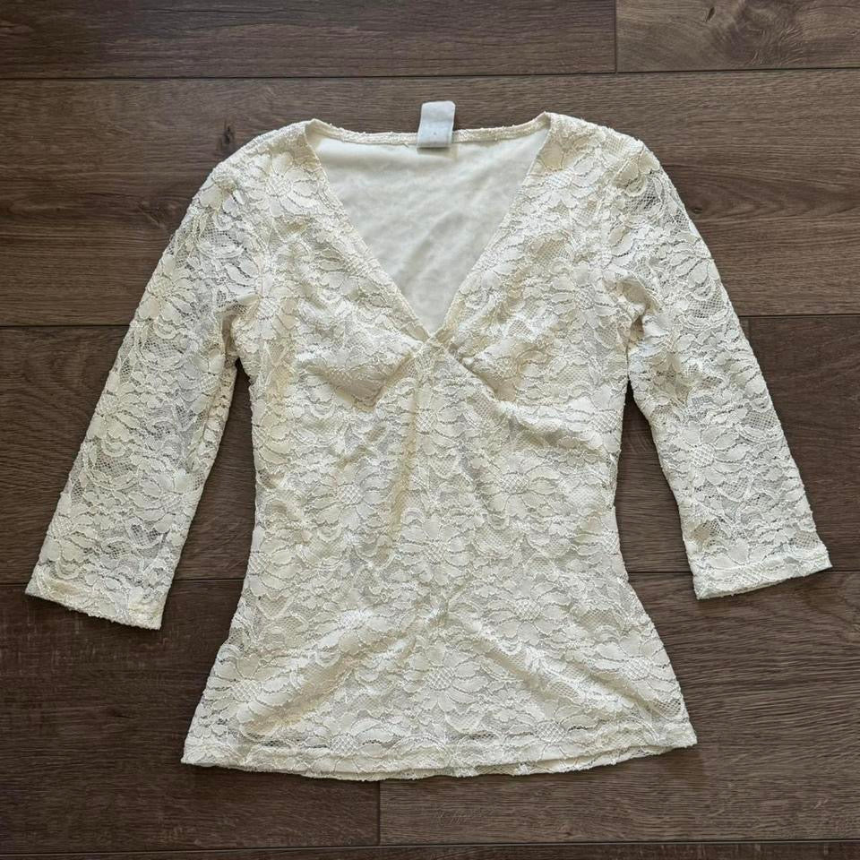 White ‘Wrapper’ Y2K Lace 3/4 Sleeves V Neck Blouse