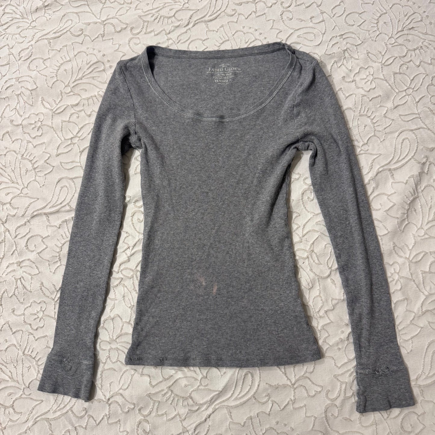Grey ‘Faded Glory’ Stretchy Long Sleeve Shirt