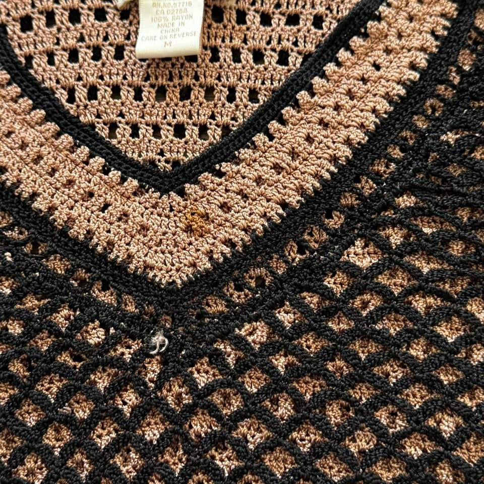 Black & Light Brown ‘Kroshetta by Papillon’ Crotchet V Neck Cropped Top