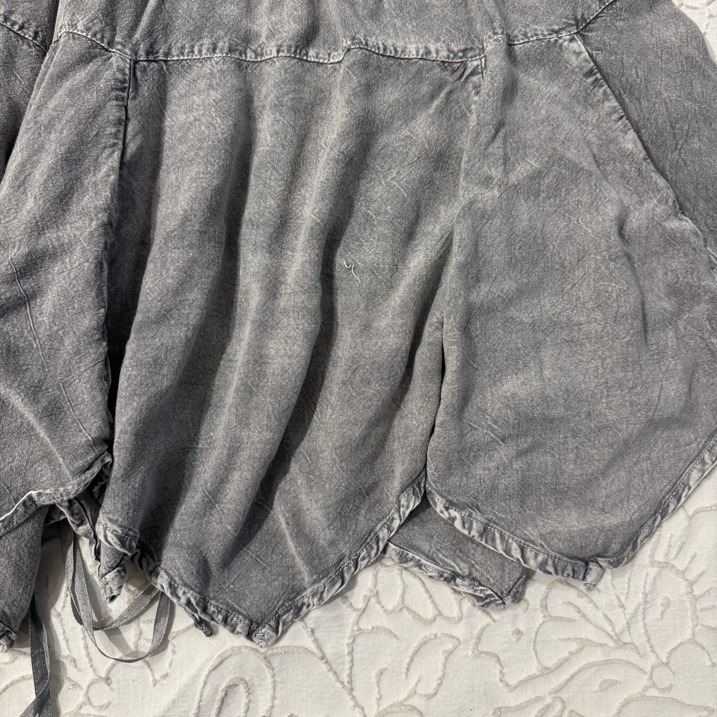 Grey ‘Flower’ Steampunk Fairy Asymmetrical Skirt