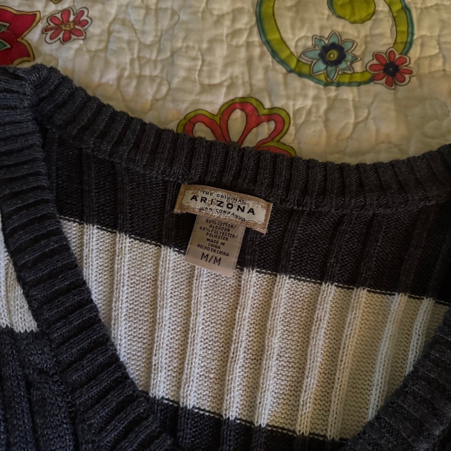 grey & white bella swan stripped long sleeve v neck sweater (M)