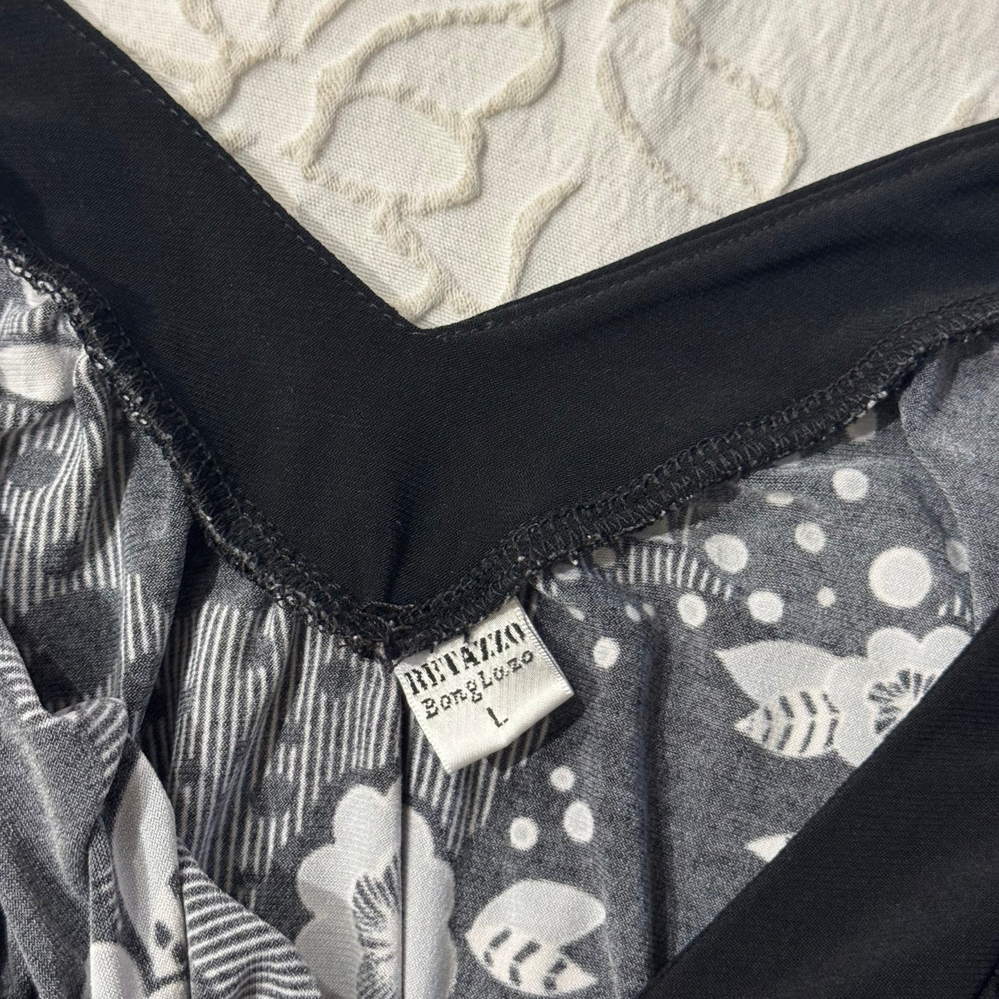 Black & White ‘Retazzo Bonglozo’ Floral Print Babydoll Top