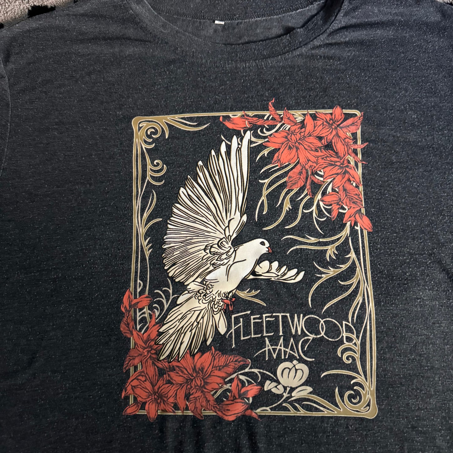 dark grey fleetwood mac dove short sleeve shirt (L)