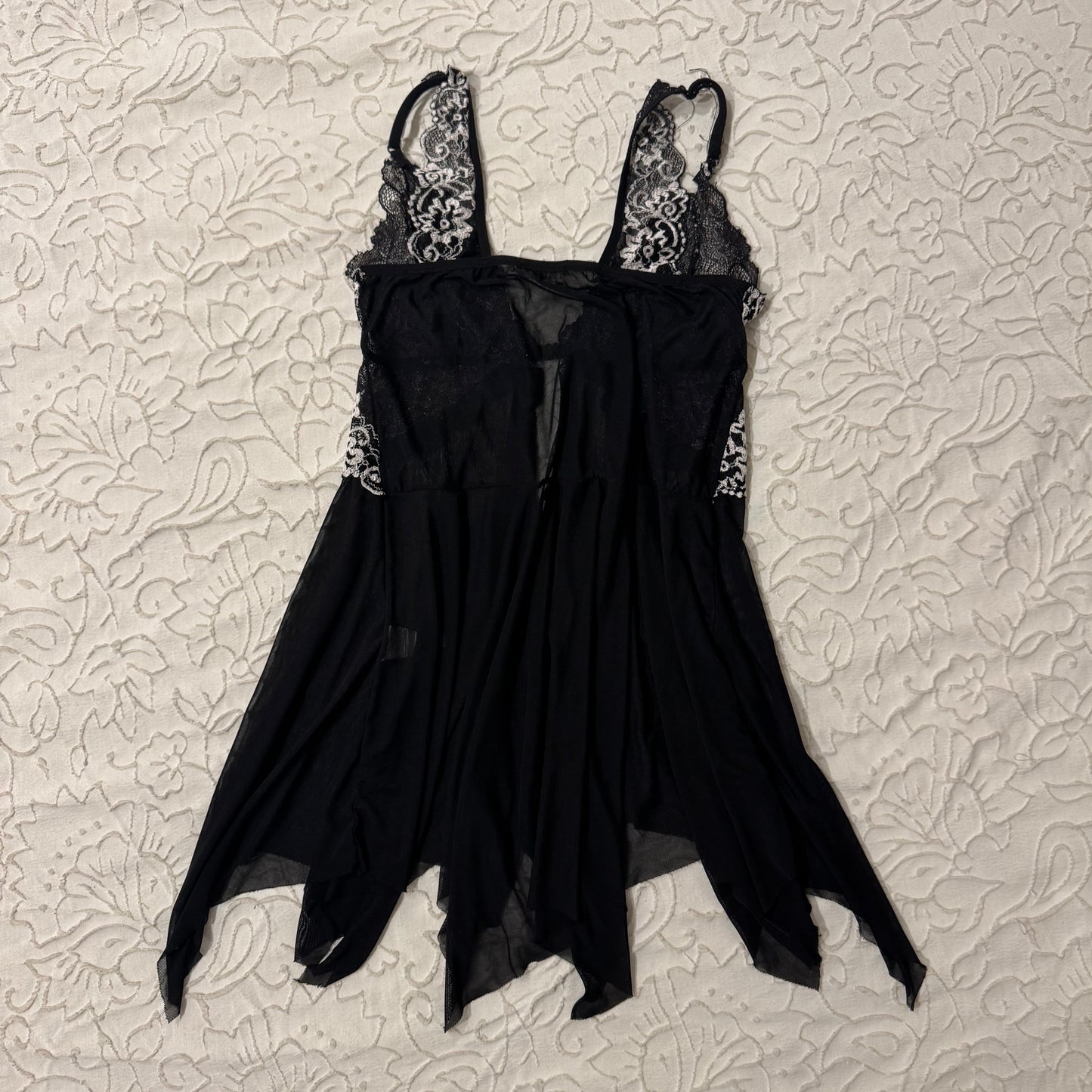 Black & White ‘Kloer’ Fairy Asymmetrical Lingerie Slit Top