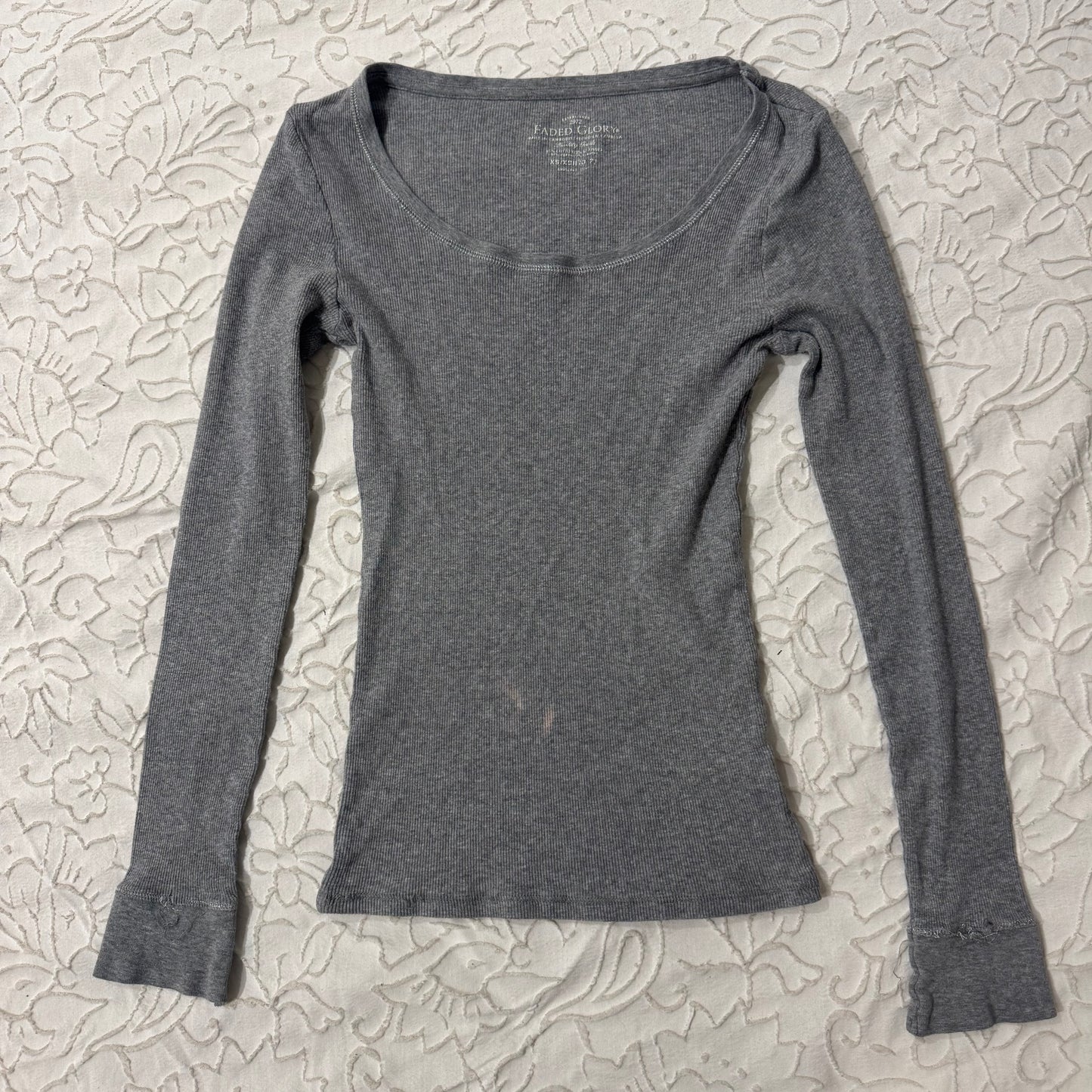 Grey ‘Faded Glory’ Stretchy Long Sleeve Shirt