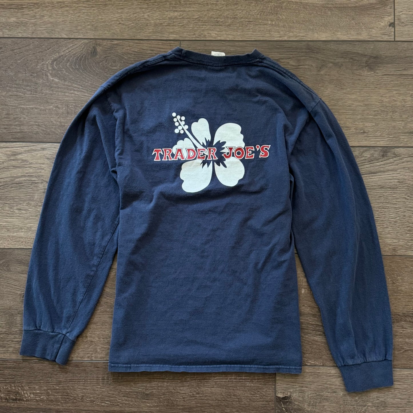 navy blue trader joe’s logo graphic long sleeve (L)
