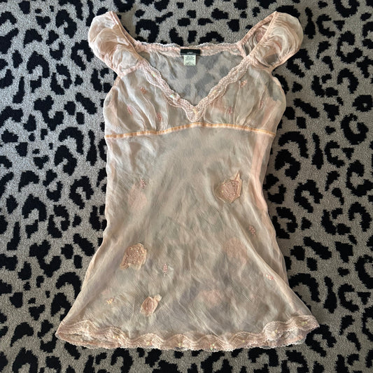 light baby pink vintage 90’s 100% silk beaded off the shoulder mesh babydoll blouse (L)