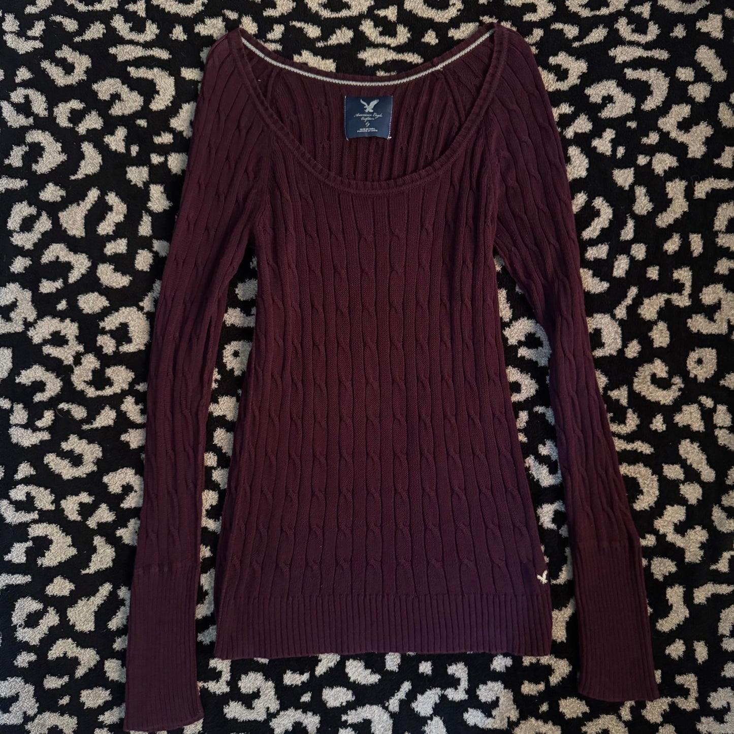 burgundy purple american eagle outfitters knitted bella swan long sleeve sweater (L)