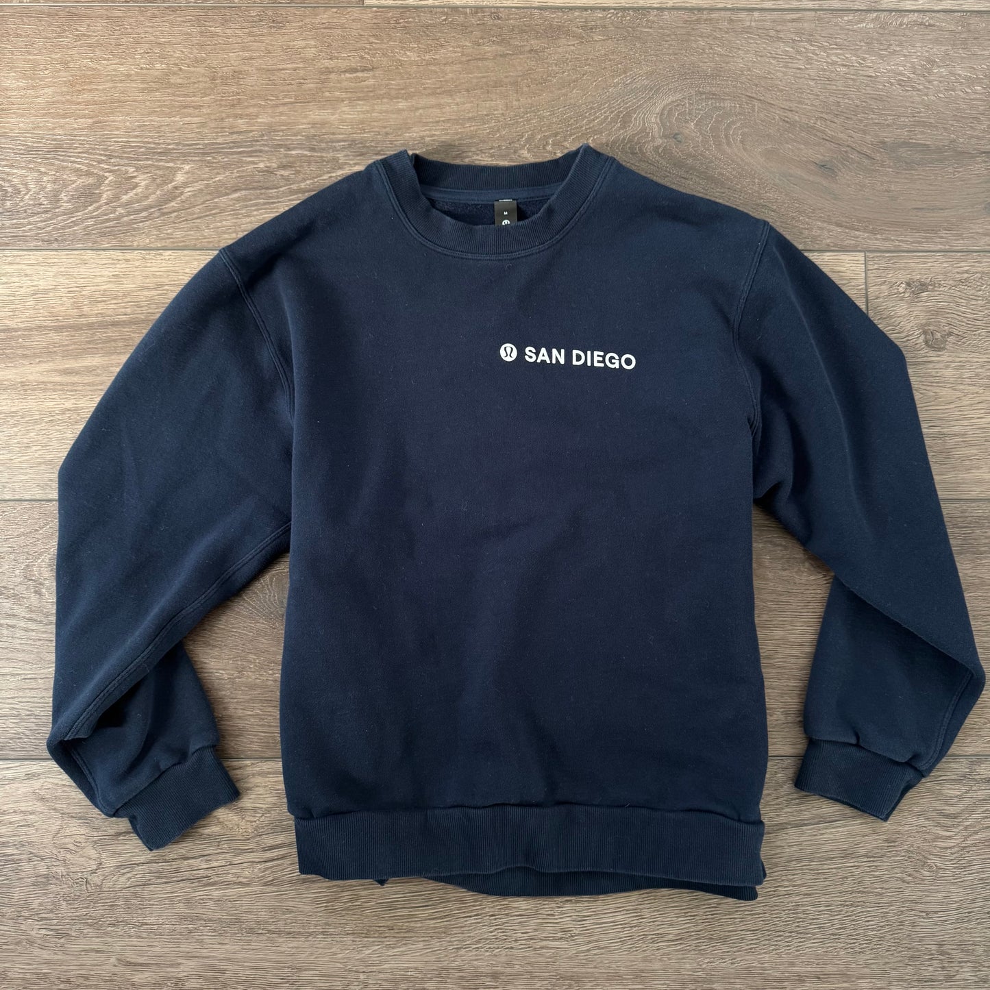 navy blue lululemon san diego long sleeve sweater (M/XL)