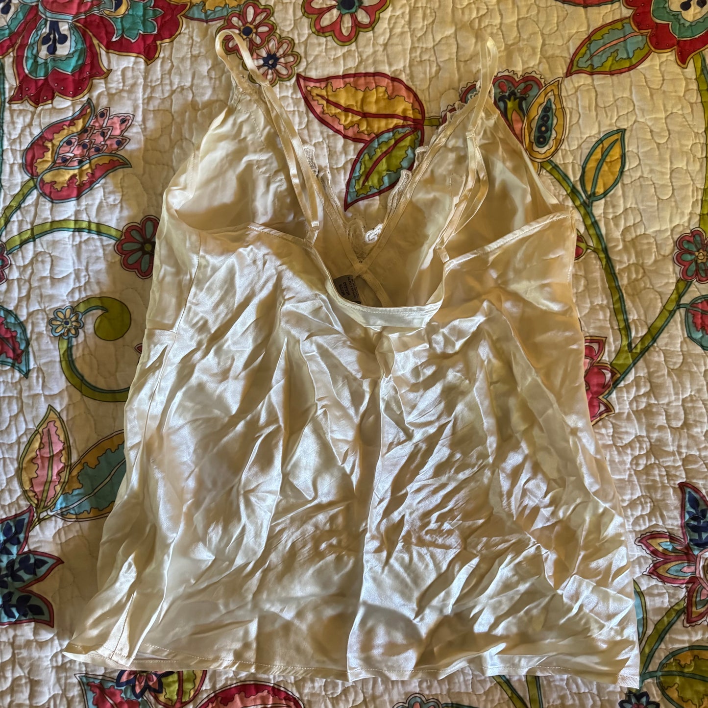 white silk rhinestone trim cami top (M)