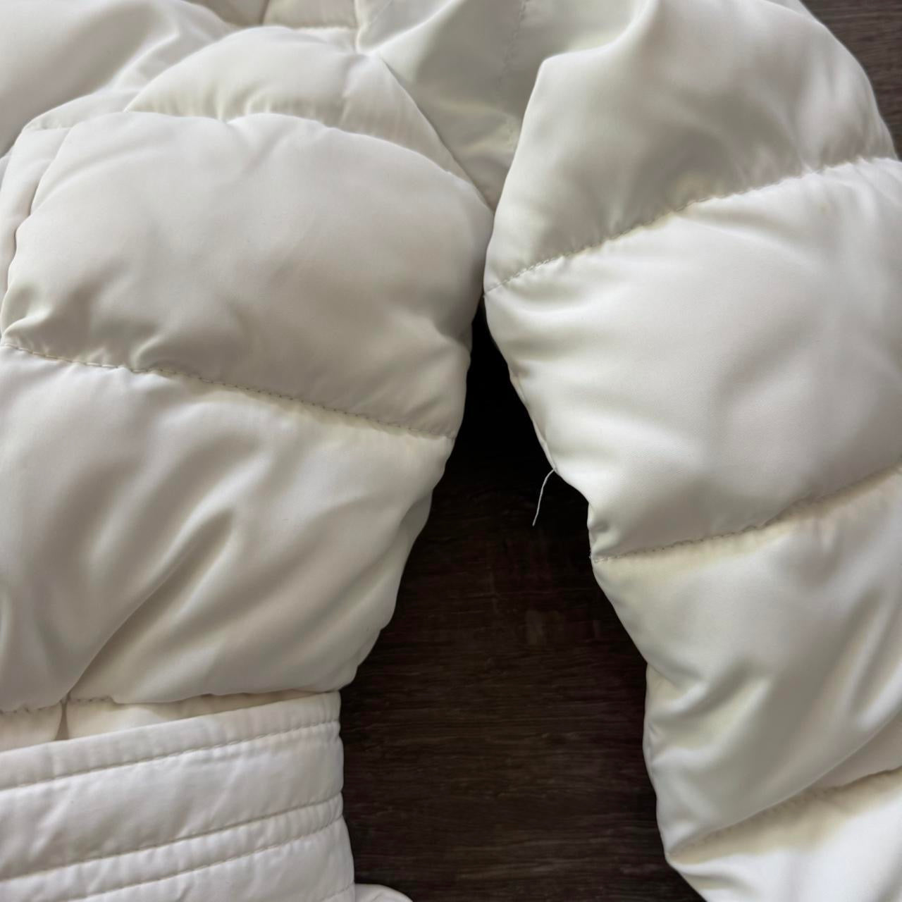 white hollister y2k faux fur puffer belt jacket