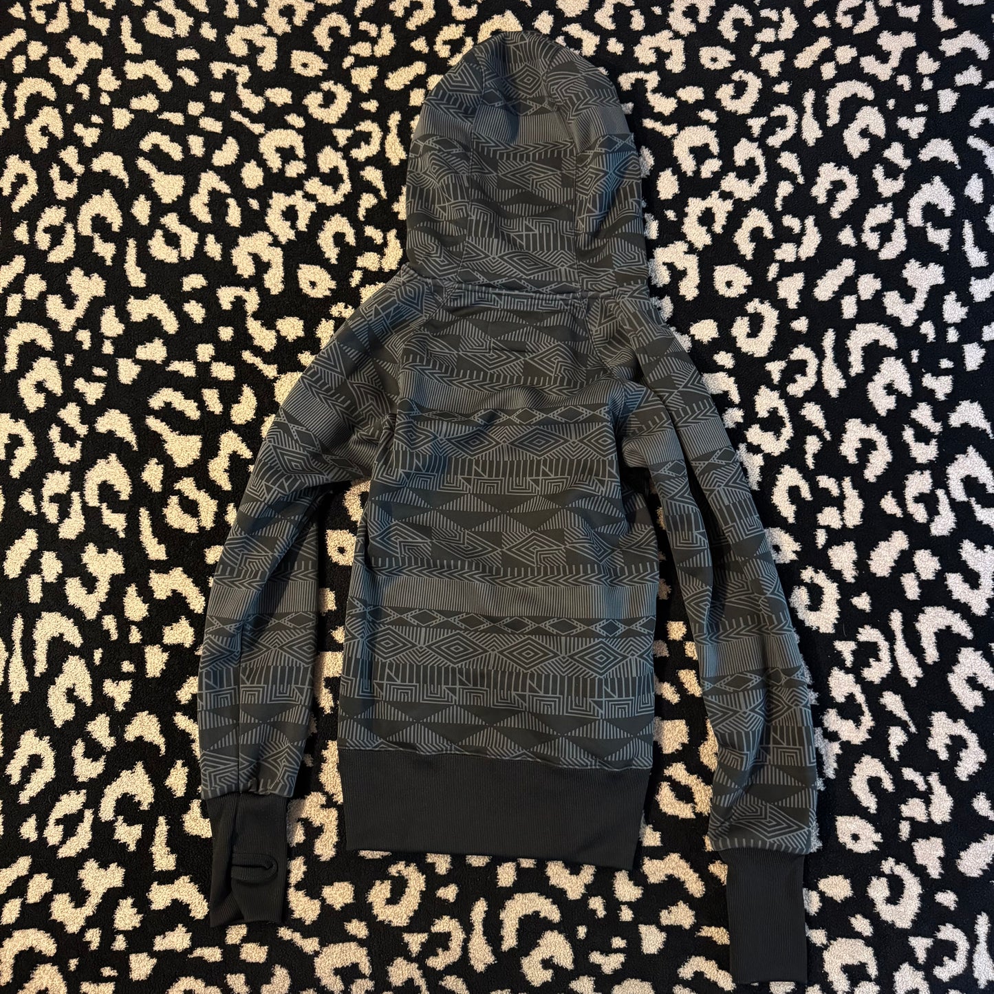 black and pink billabong y2k surfer long sleeve jacket (M)