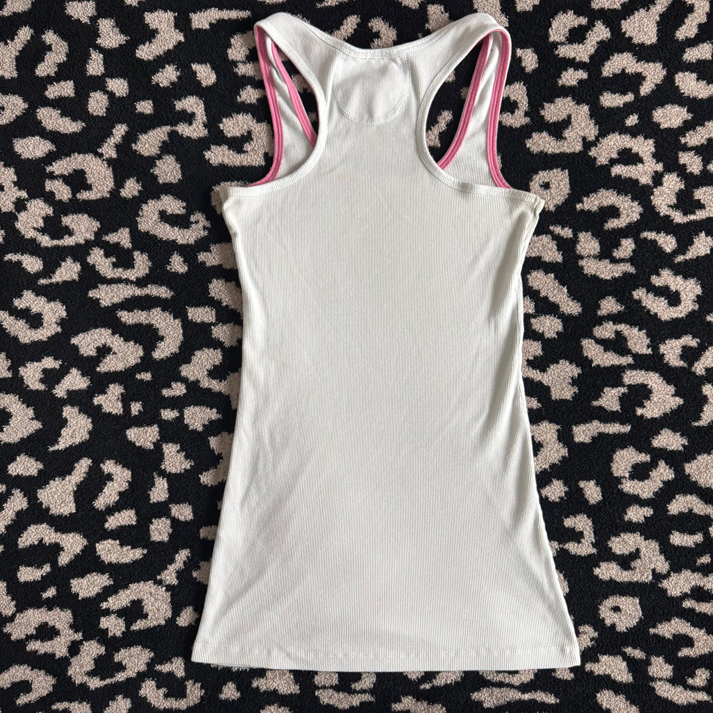 white & pink socal razorback tank top (l)