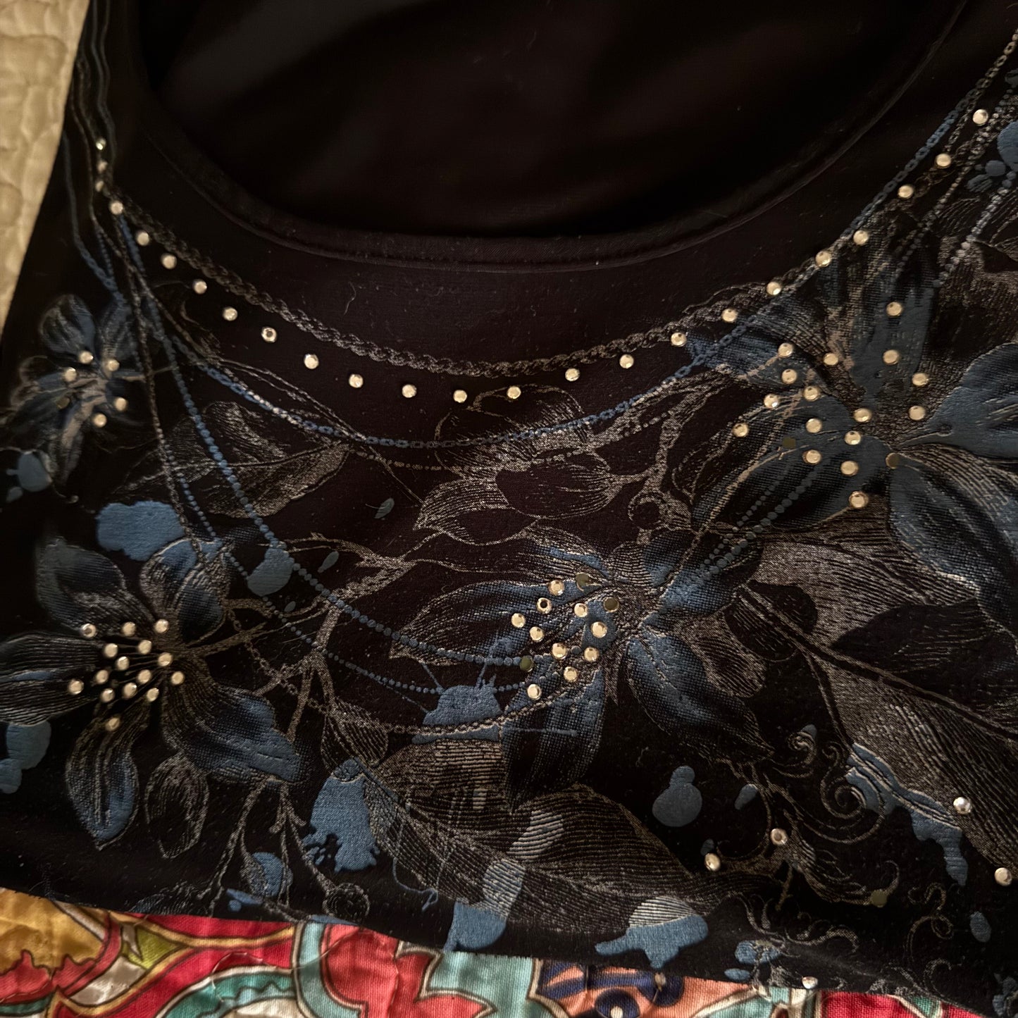 blue and black floral rhinestone y2k 3/4 sleeve blouse (M)