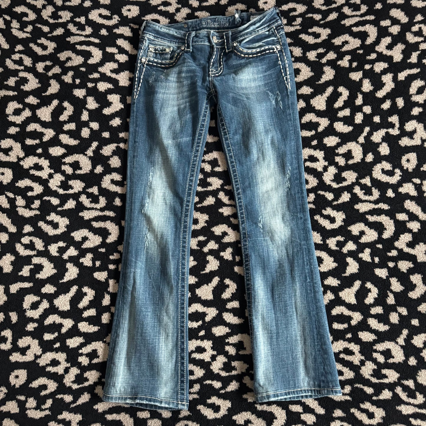 denim blue miss me y2k ulta low rise bootcut jeans (27)
