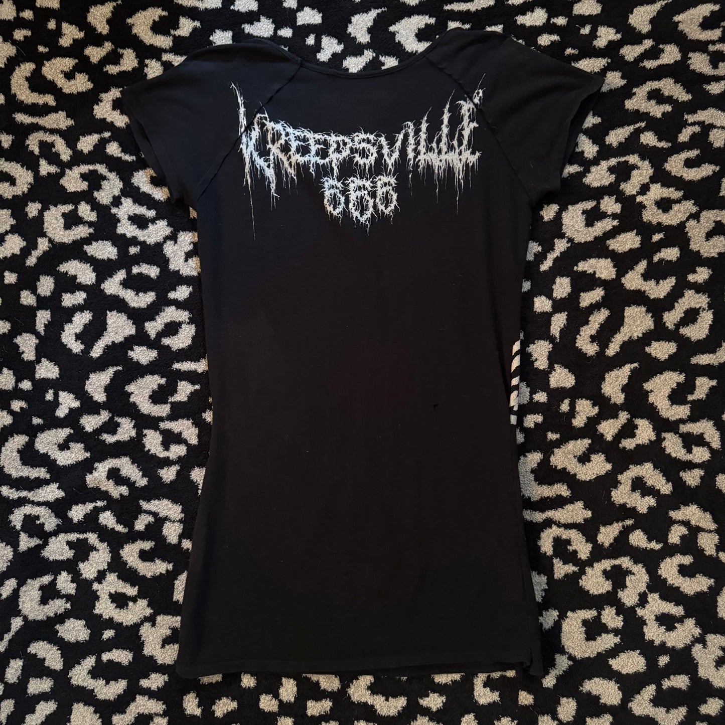 black baphoment pentagram kreepsville 666 gothic v neck stretchy shirt (L)