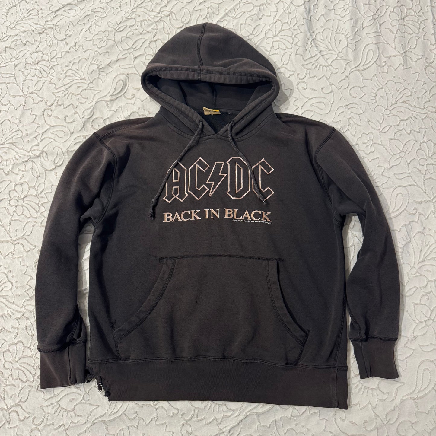 Black ‘Rockware’ AC/DC 2005 Back in Black Hoodie