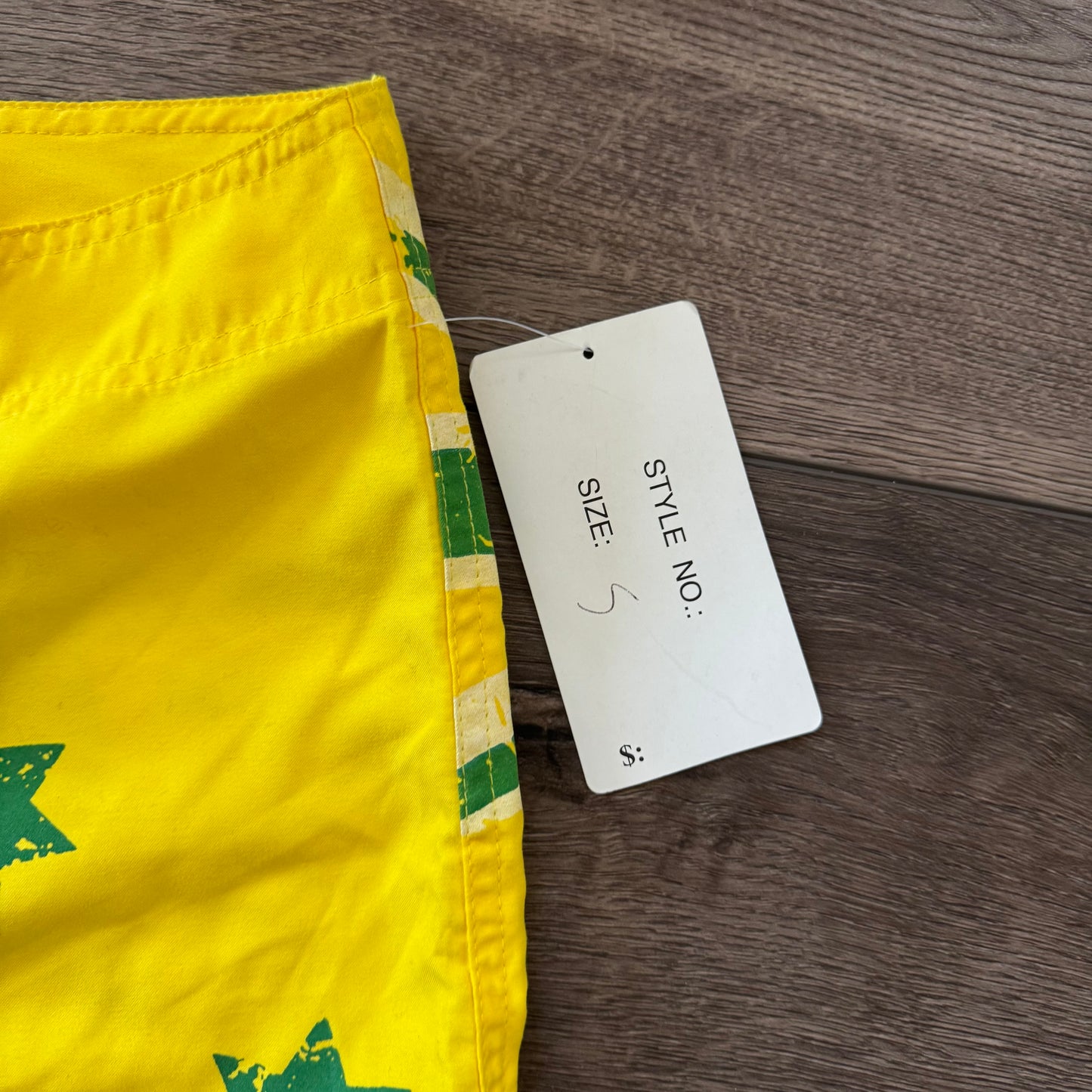 yellow and green australia NWT y2k deadstock board swim trunks (S)