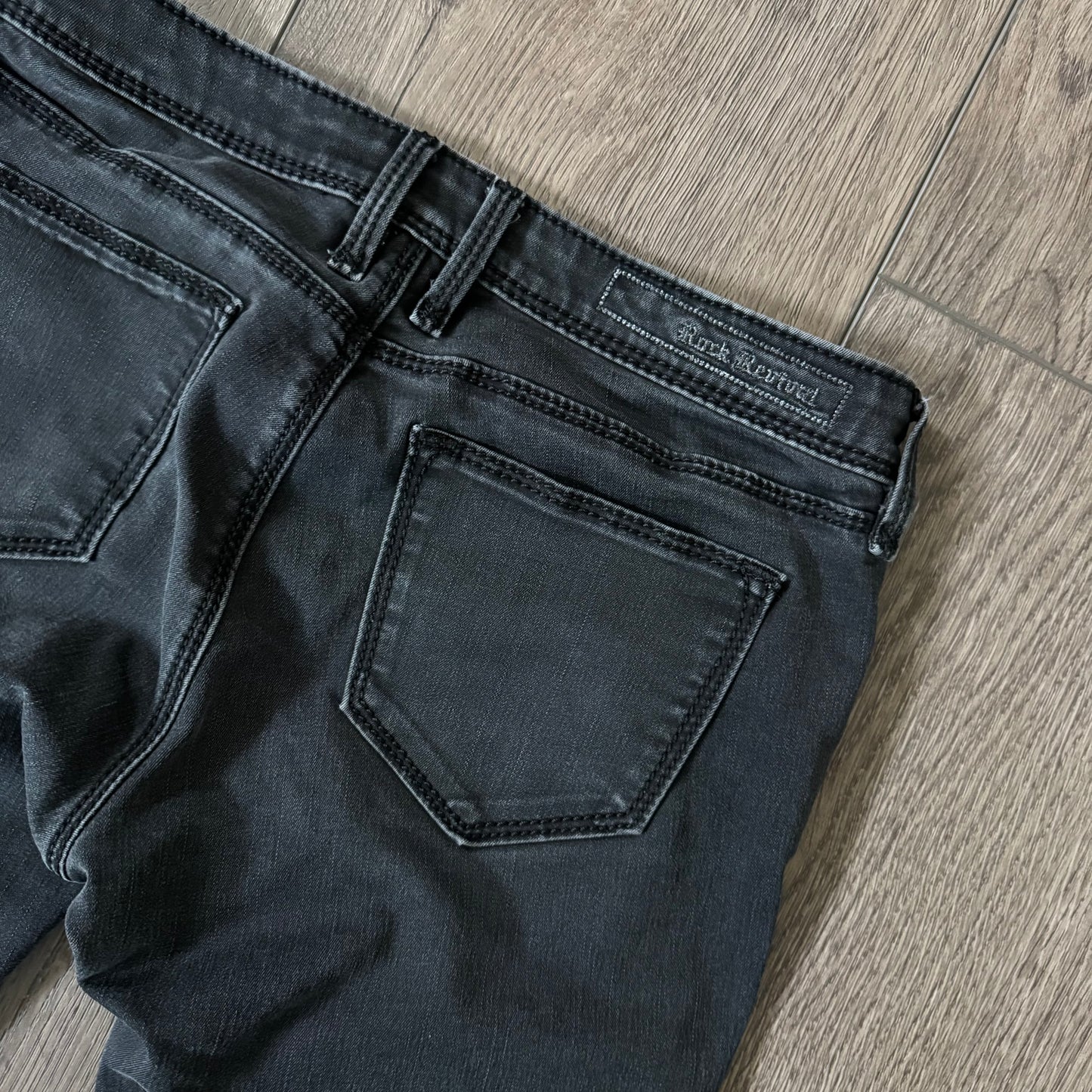 black y2k true religion rhinestone button jeggings mid rise pants (32)
