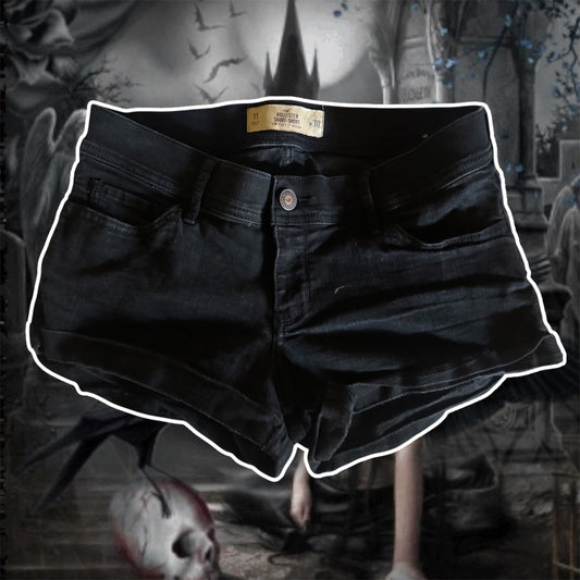 black hollister mid rise shorty shorts (11)