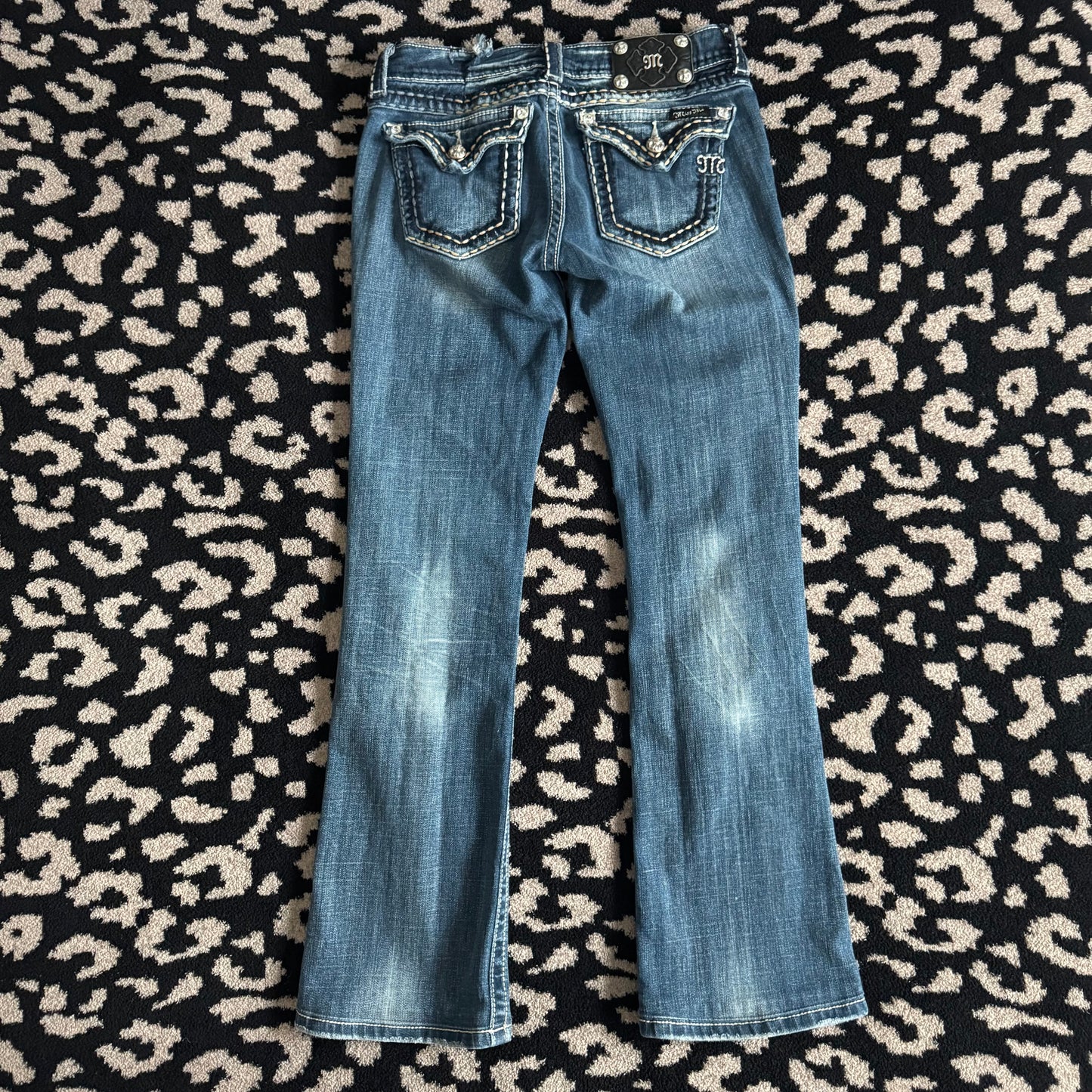 denim blue miss me y2k ulta low rise bootcut jeans (27)