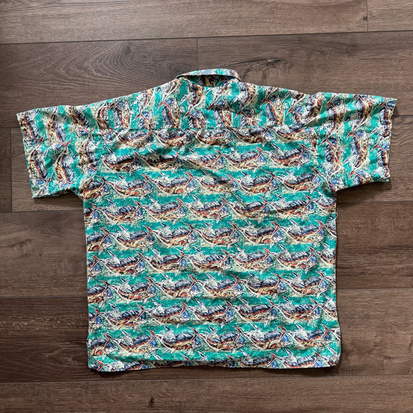 green vintage hawaiian fish print button up short sleeve men’s shirt