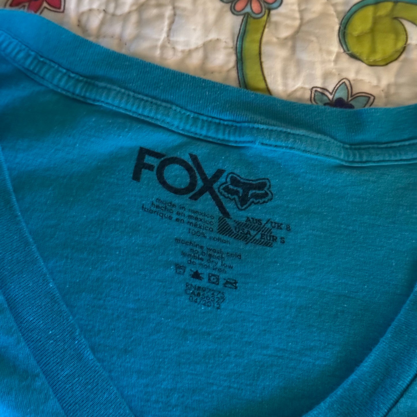 blue fox racing graphic moto v neck women’s shirt (S)