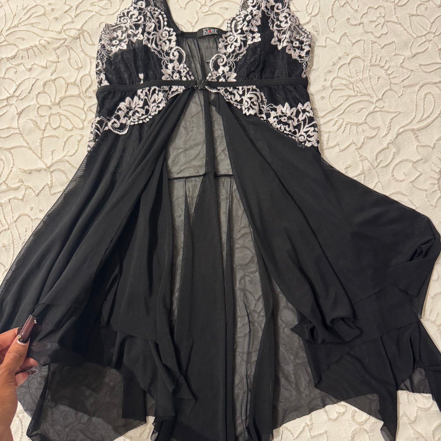 Black & White ‘Kloer’ Fairy Asymmetrical Lingerie Slit Top