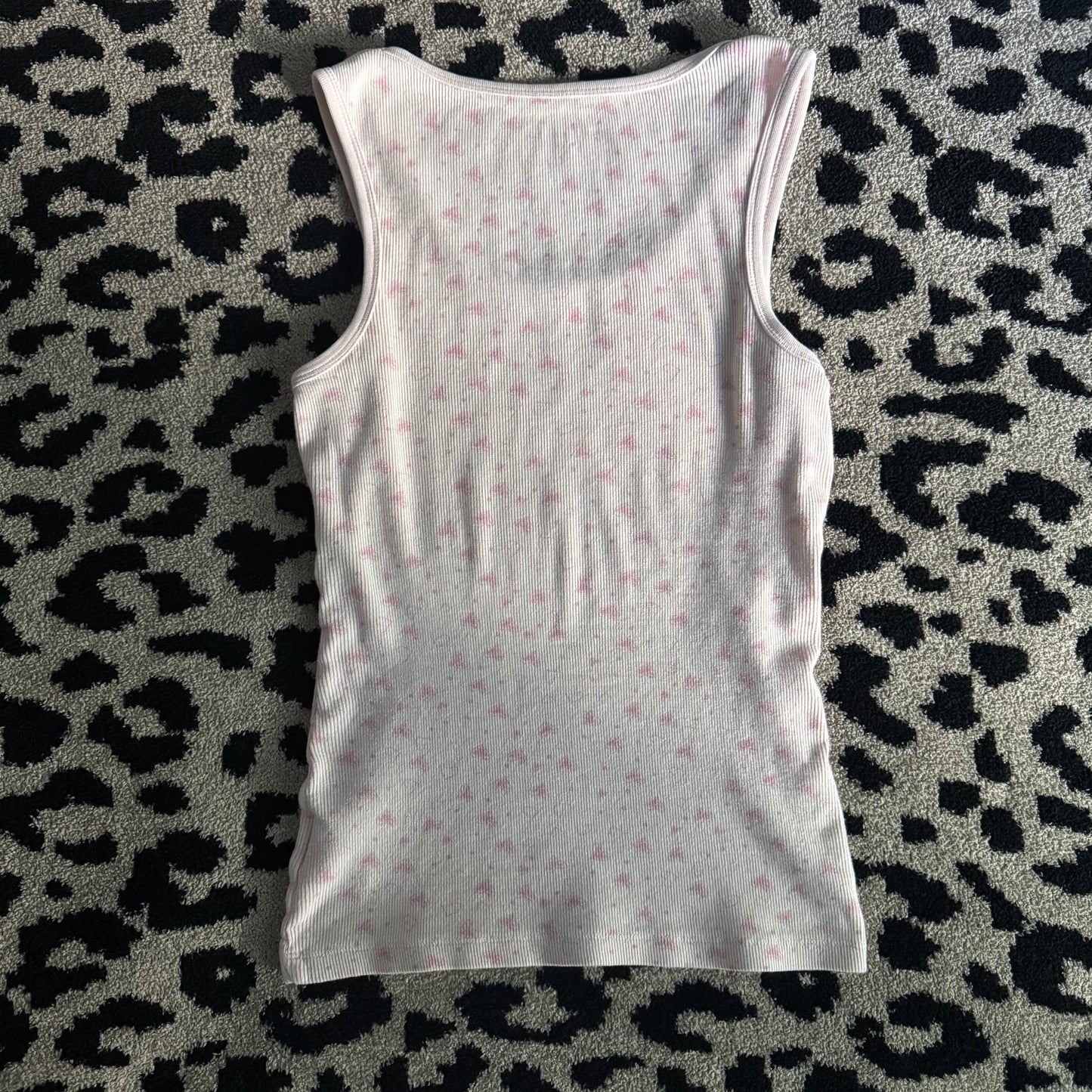 light baby pink y2k no boundaries heart robbed tank top (M)