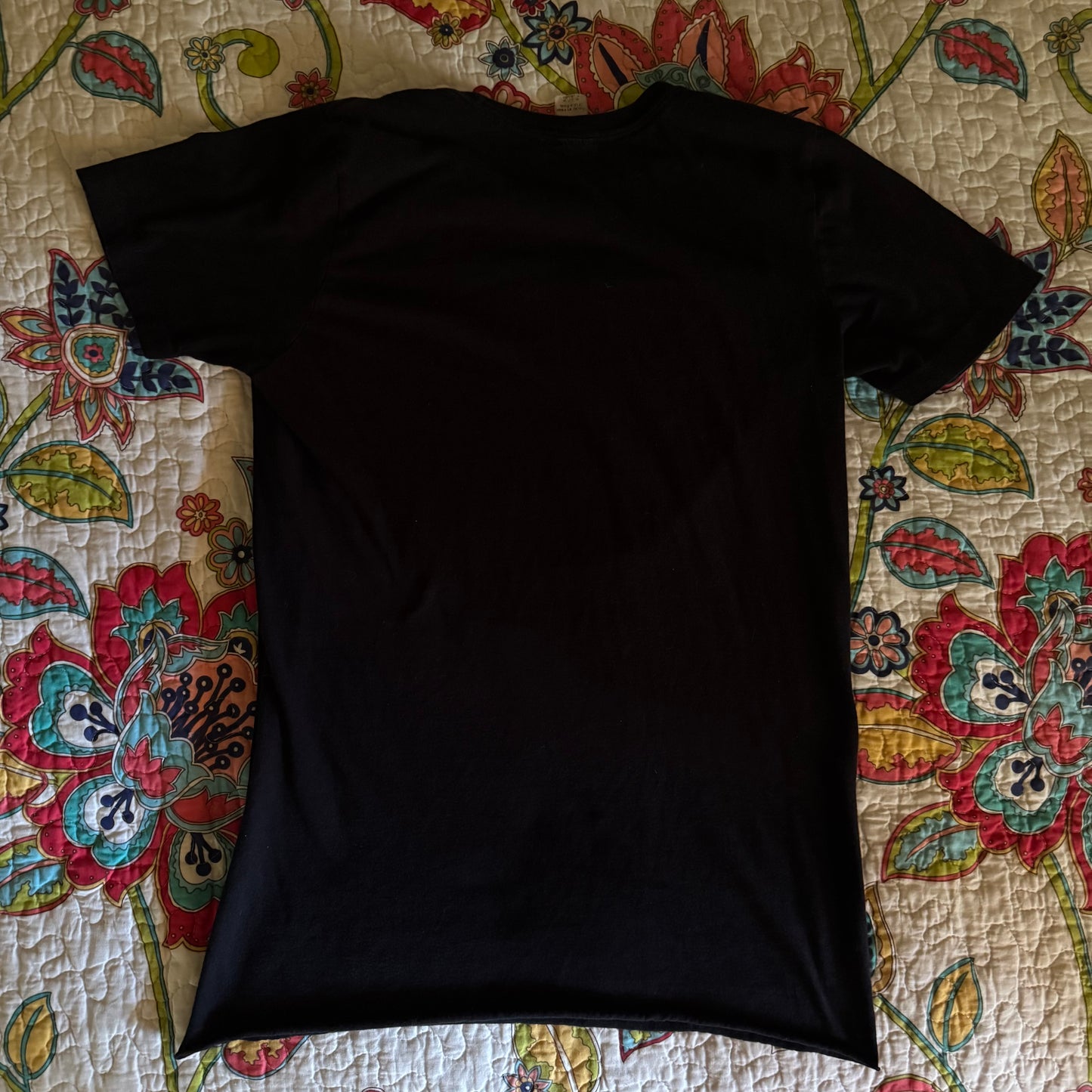 black vintage y2k green day couch photo graphic short sleeve shirt (XS)