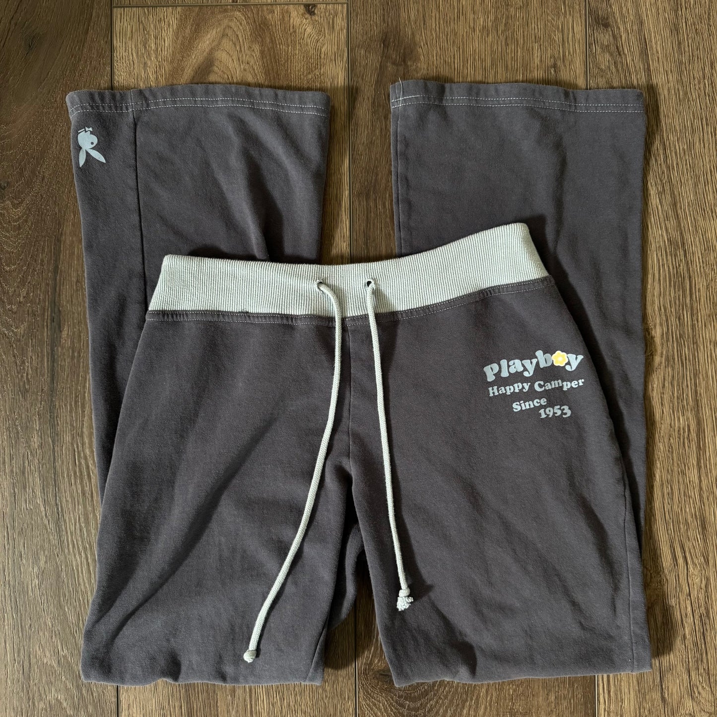 grey & blue playboy x pacsun high rise playboy flare sweatpants (S)