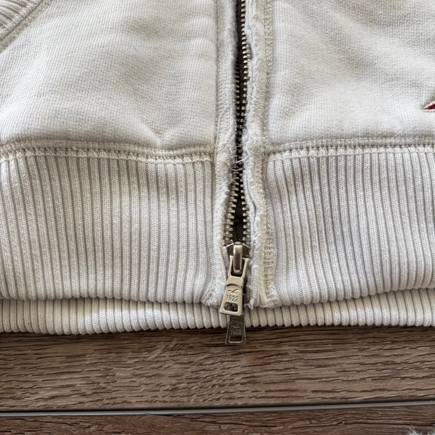 creme y2k hollister fur shearling fitted jacket (M)