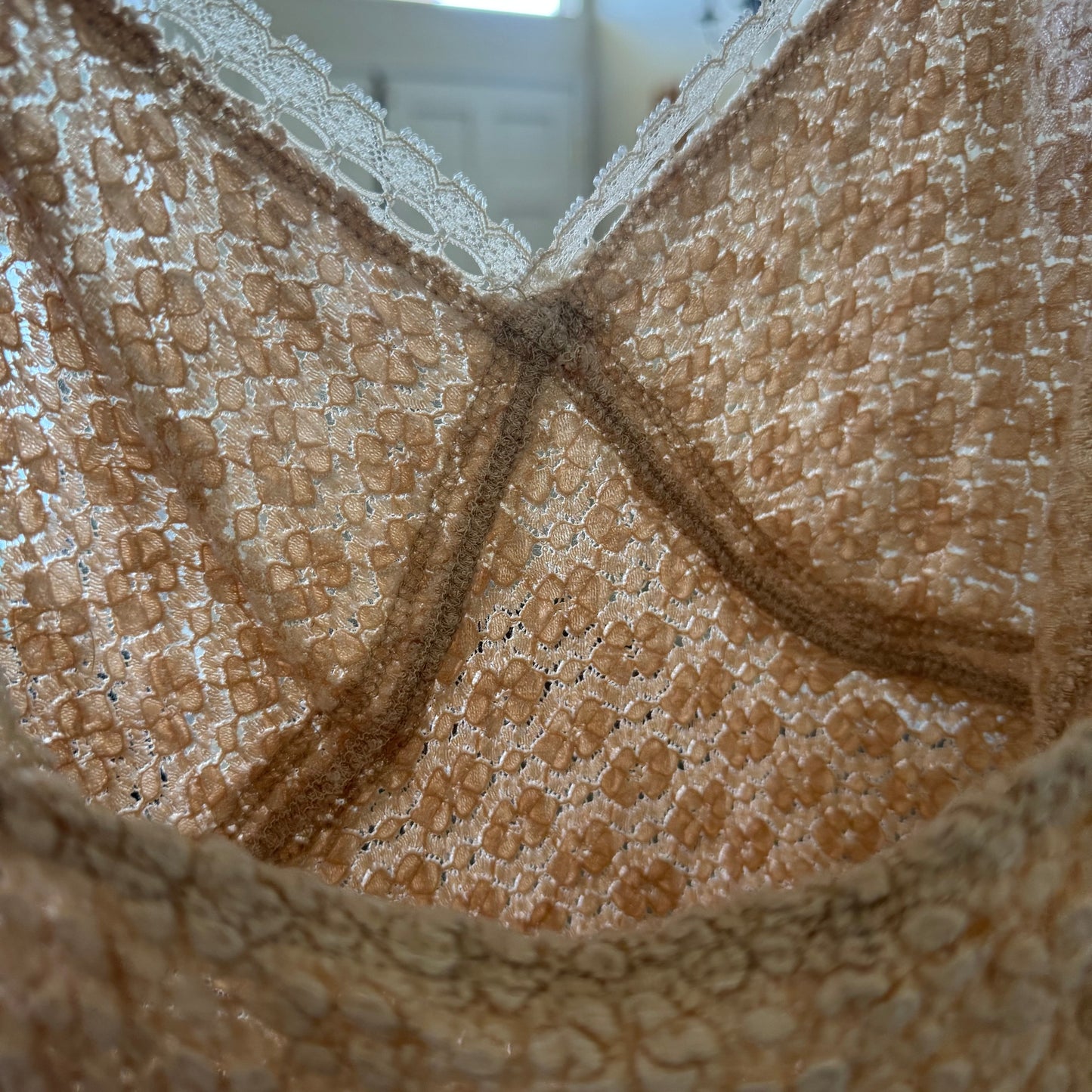 nude vintage forever 21 flower cami lace trim