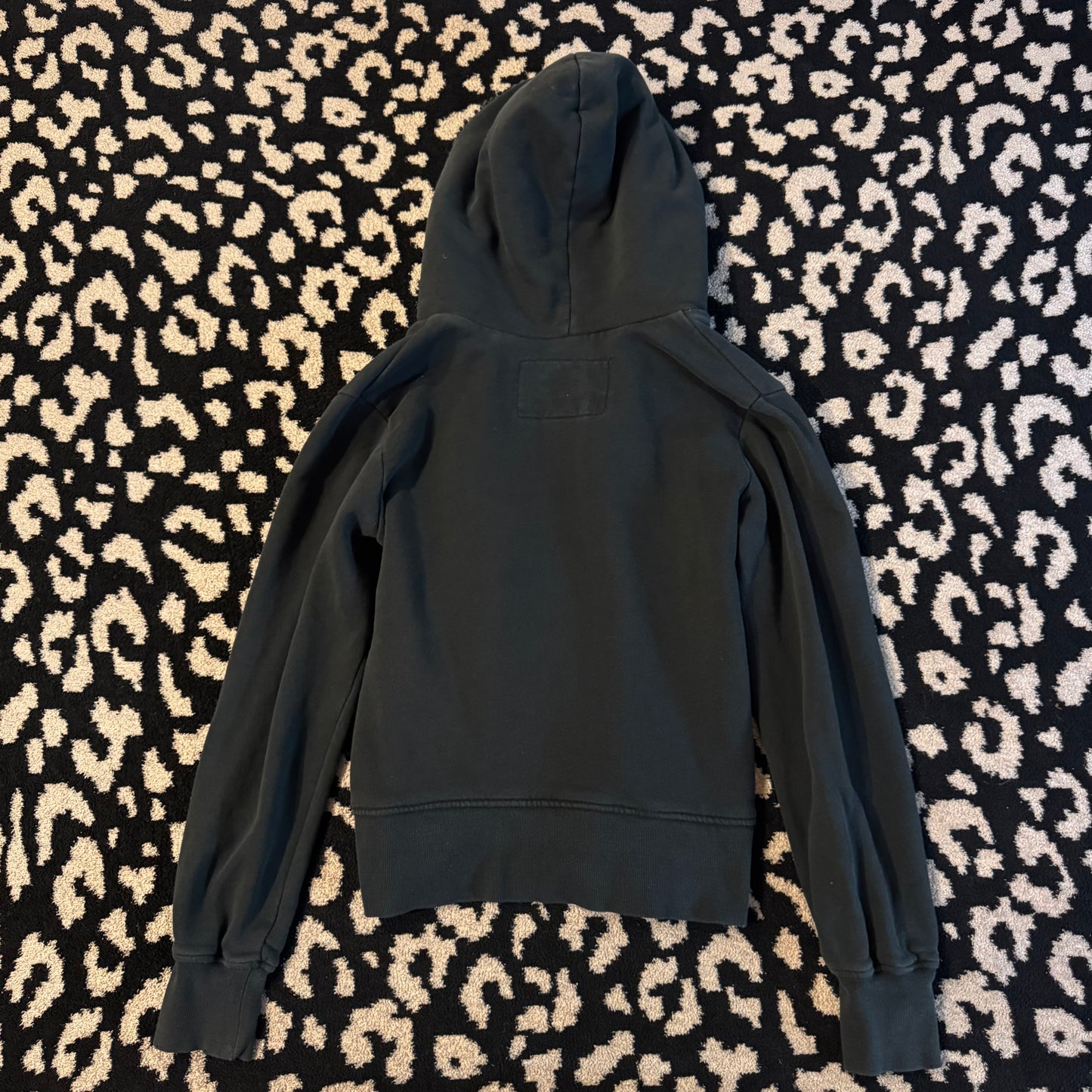 black grungy y2k fur shearling zip up jacket (L)