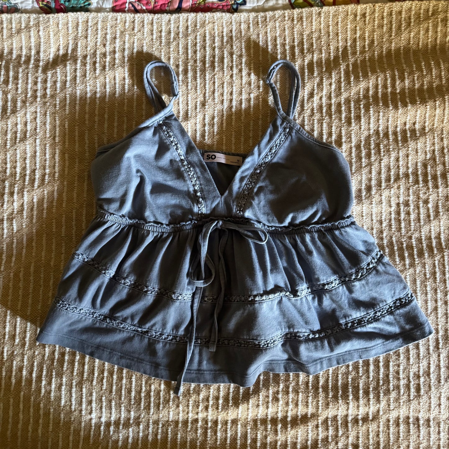 blue babydoll so runchy crop top (M)
