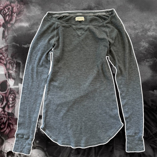 dark grey aerie thermal long sleeve shirt (S)