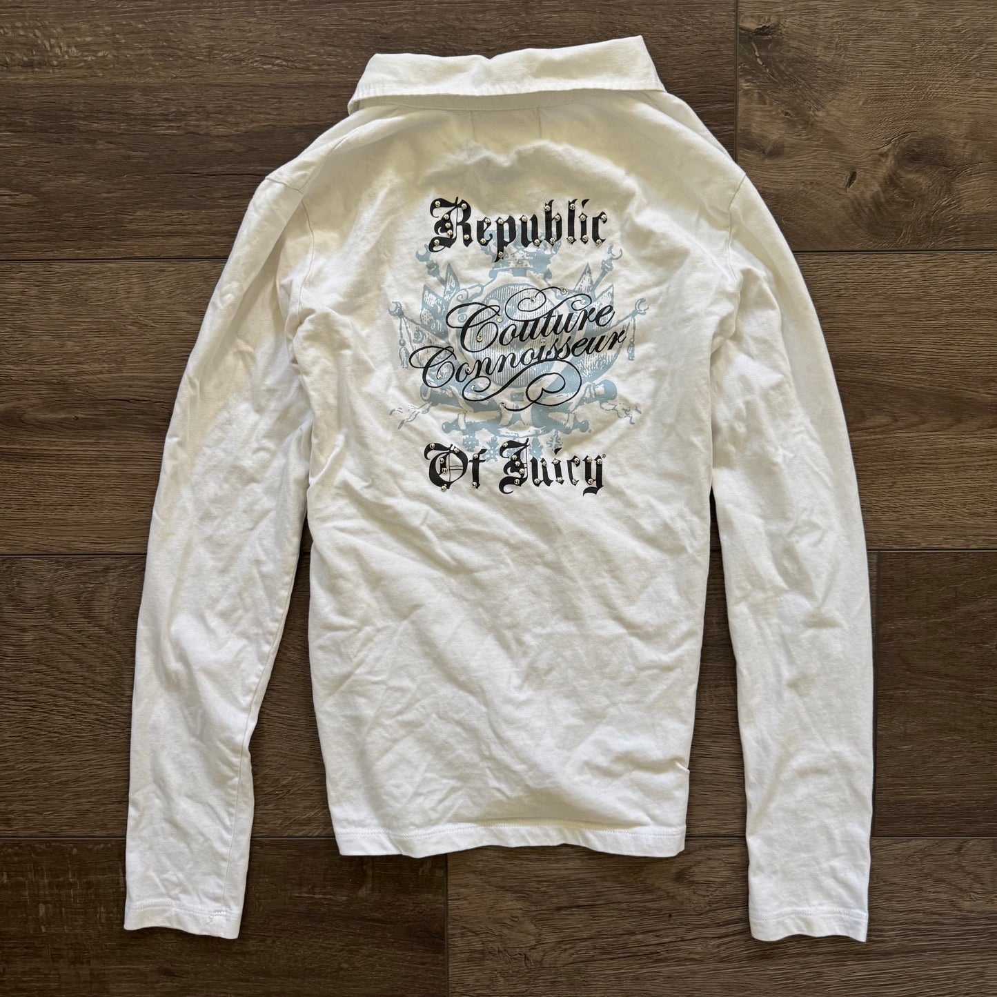 white y2k juicy couture connoisseur v neck long sleeve shirt