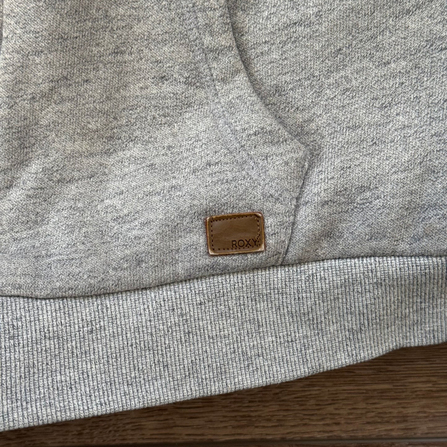 grey roxy y2k sherpa fur beach jacket (M)