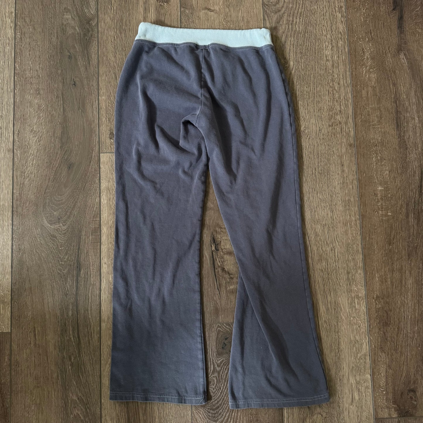 grey & blue playboy x pacsun high rise playboy flare sweatpants (S)