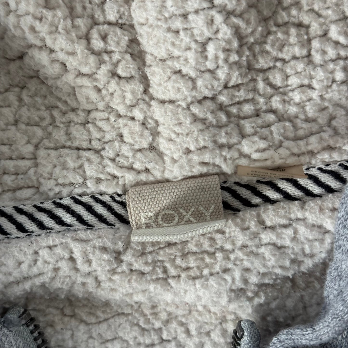grey roxy y2k sherpa fur beach jacket (M)