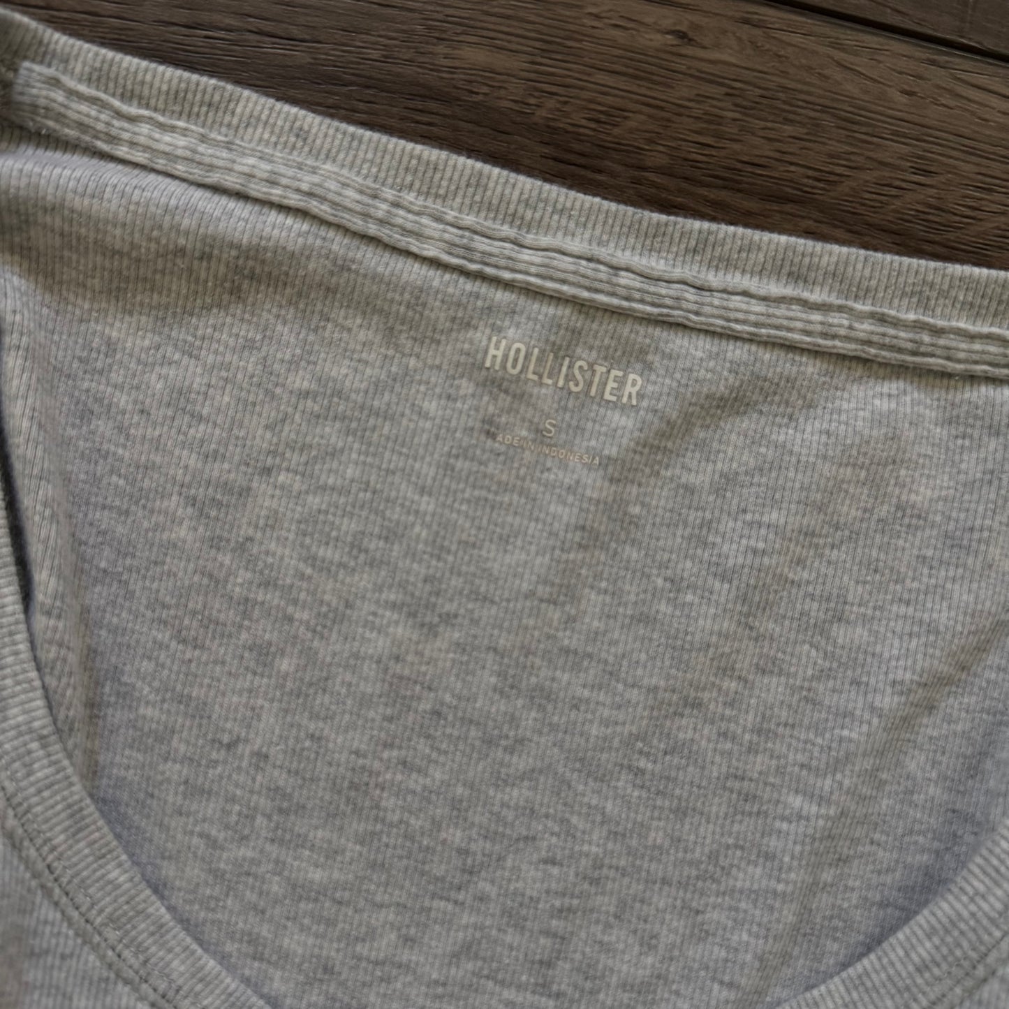 gray hollister babydoll tie back blouse