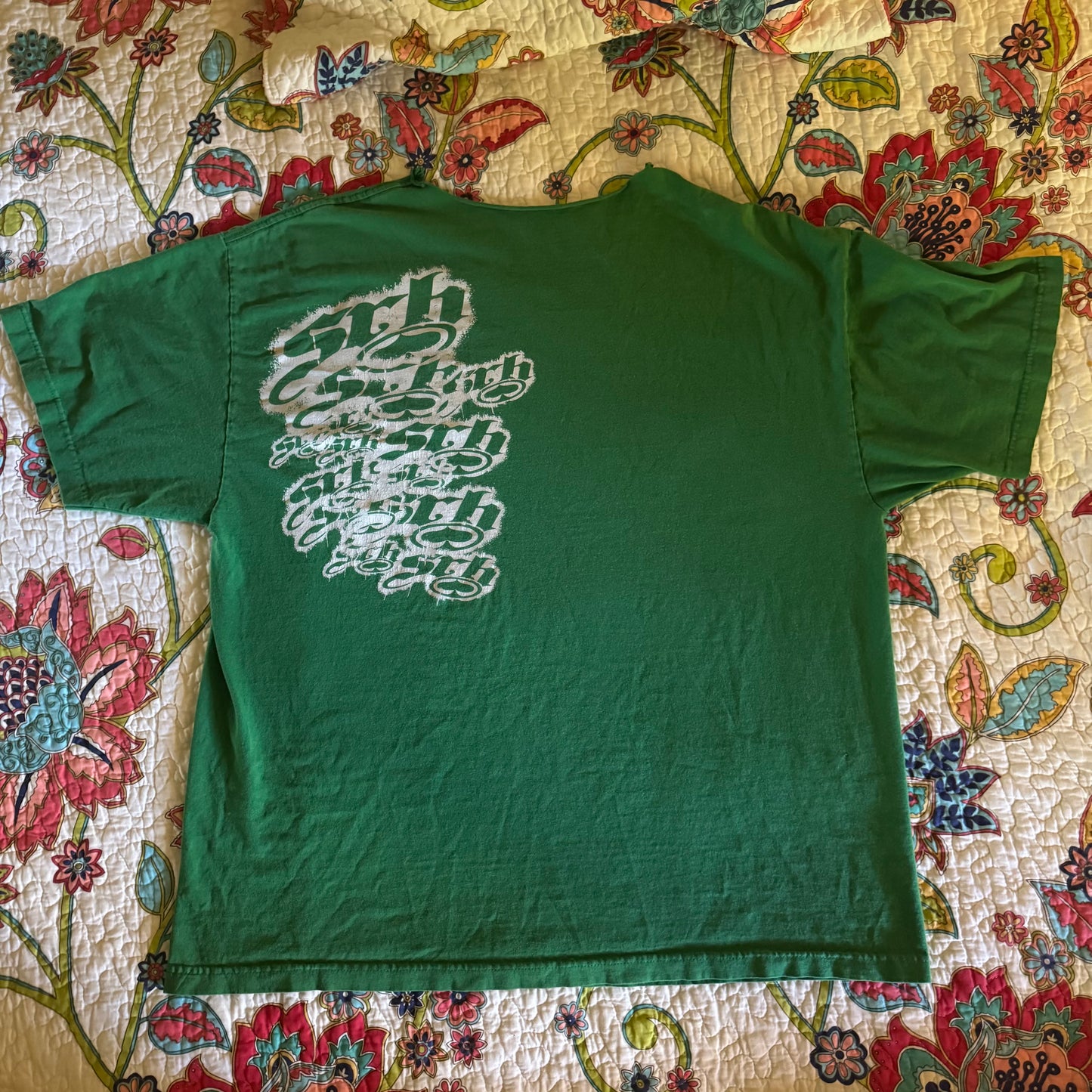 green off the shoulder sch graphic shirt (2XL)