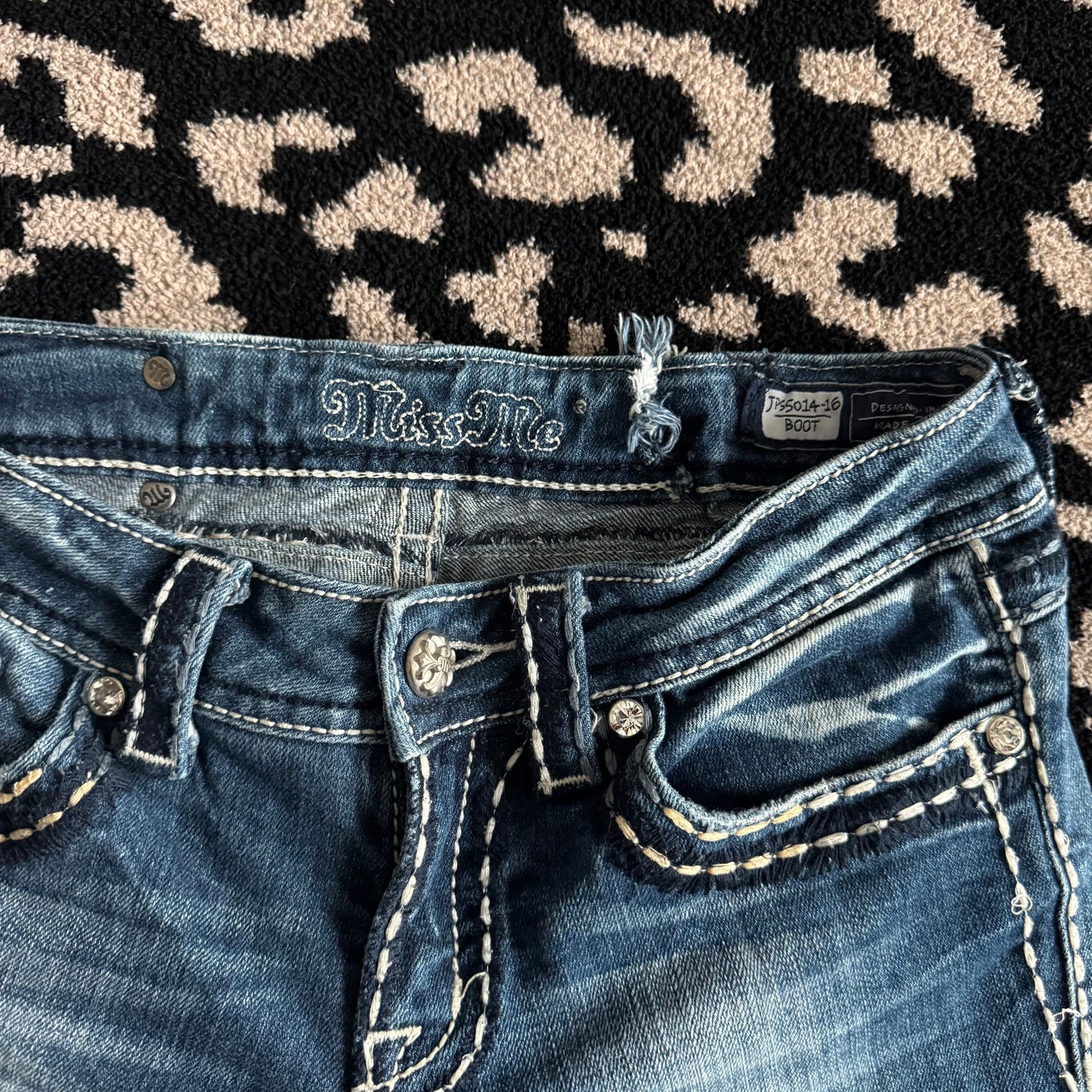 denim blue miss me y2k ulta low rise bootcut jeans (27)