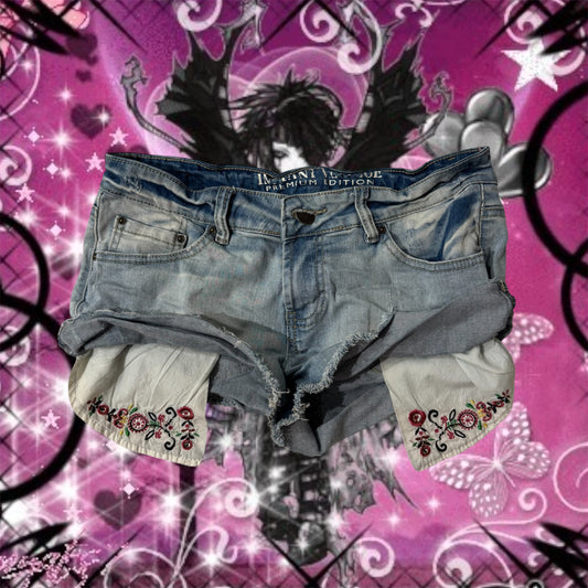Light Denim ‘Instant Vintage’ Embroidered Low Rise Shorty Shorts