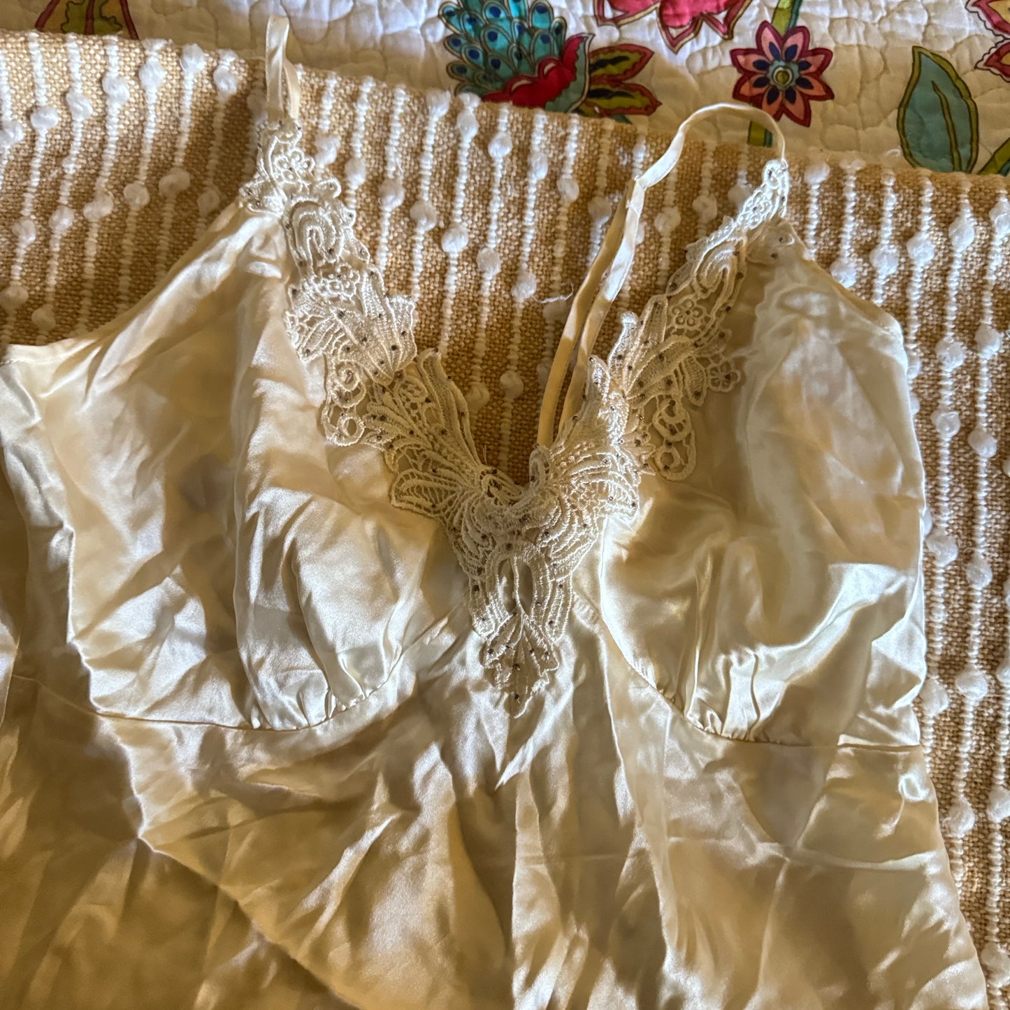 white silk rhinestone trim cami top (M)