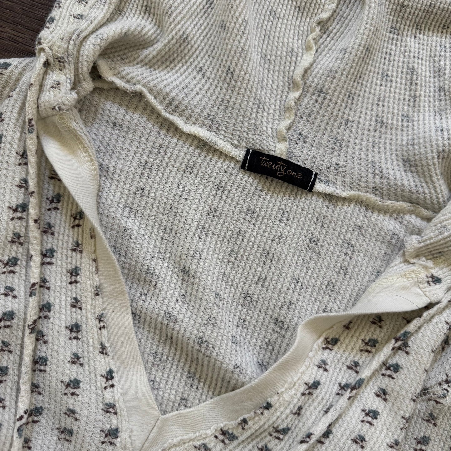 créame floral vintage forever 21 v neck hoodie