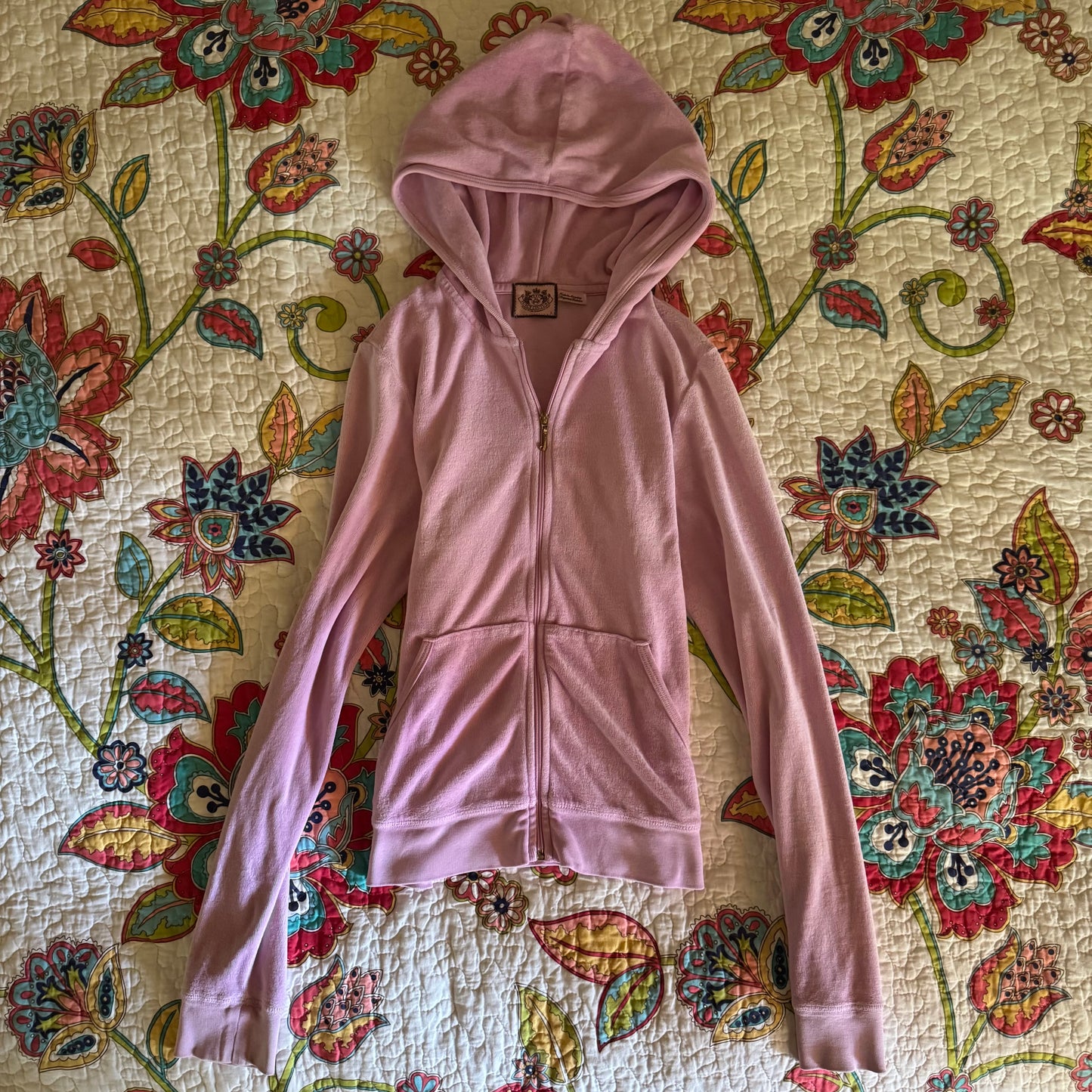 light pink rare juicy couture y2k 2000’s velour zip up jacket (L)