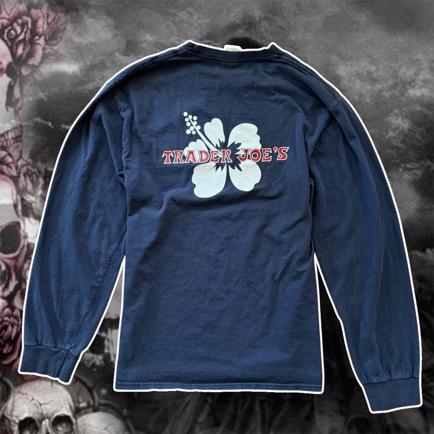 navy blue trader joe’s logo graphic long sleeve (L)