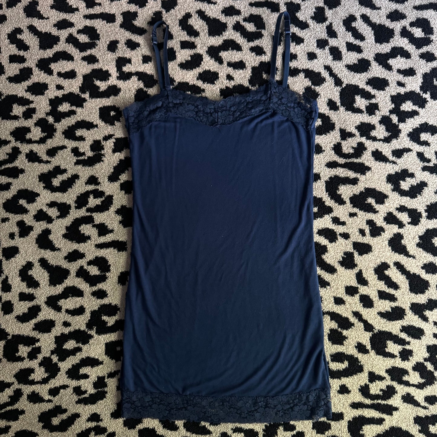 navy blue lace trim cami top (M)